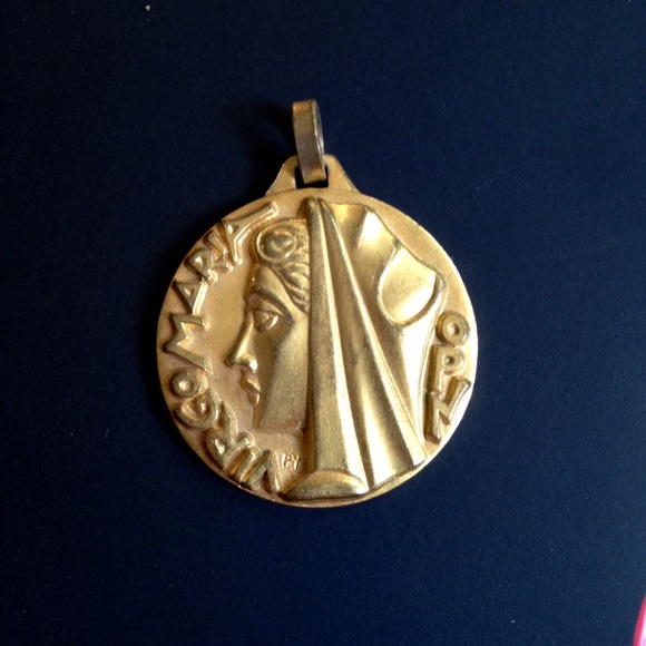 Vintage Jewelry - Vintage Virgo Maria Py Medal Pendant